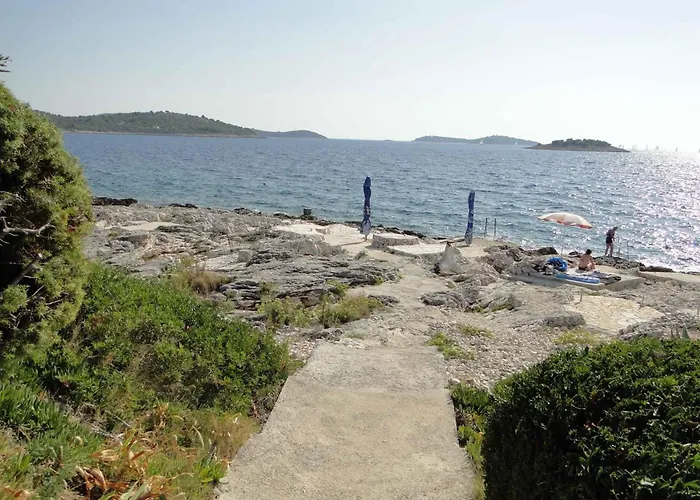 In Rogoznica - Sibenik Riviera 36451 * Rogoznica (Sibenik-Knin)